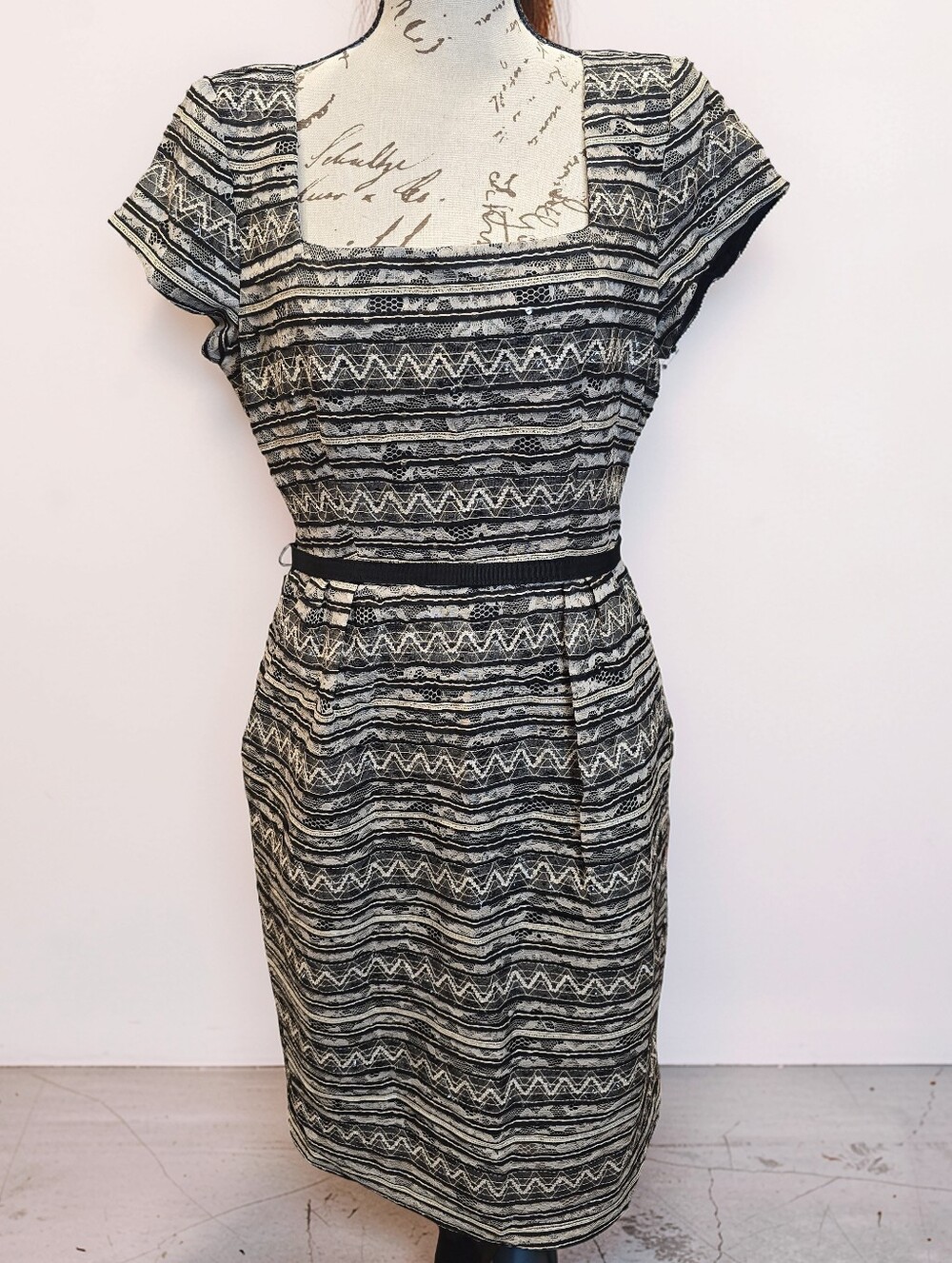 Nanette Lepore NWT Starfest Shift Lace Dress Black Cream Size 10